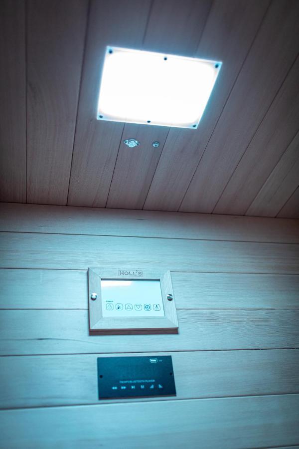 Suite L'Echappee - Maison Romantique - Spa & Sauna Privatif- Pole Dance - Lit Rond Avec Miroir Au Plafond Pezarches Exterior foto
